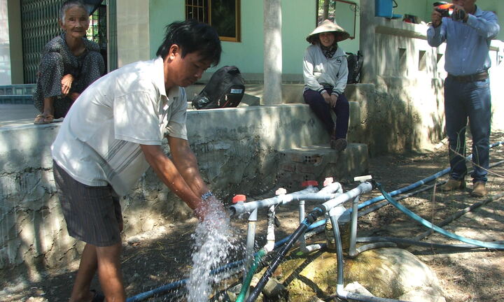 Phú Yên: Thêm một giếng lạ tự phun trào nước