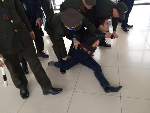 Vợ nam thanh niên 