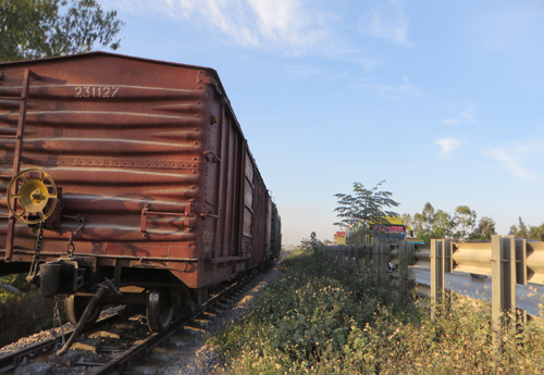 Tàu hàng bị gãy trục, đường sắt Bắc – Nam tê liệt