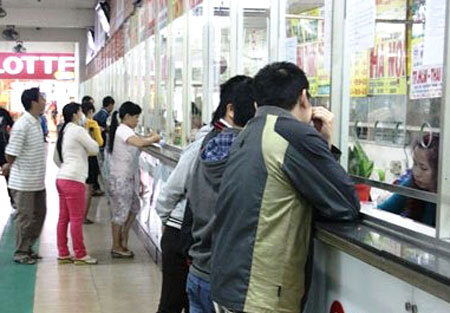 Tết Dương lịch 2015: Giá cước vận tải chưa kịp giảm