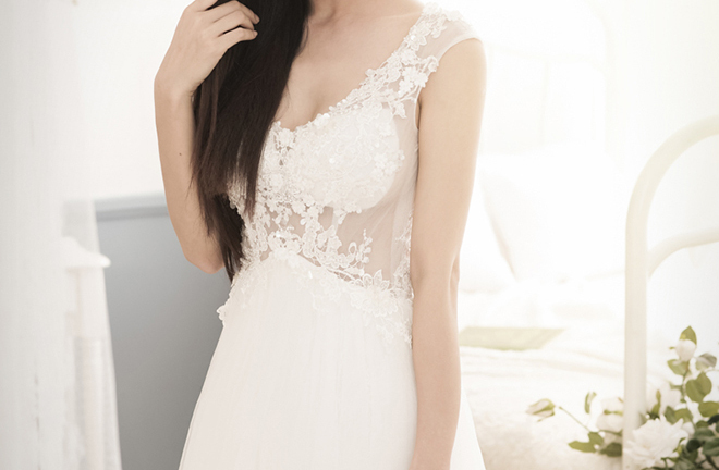 Lòe xòe váy cưới, Trương Quỳnh Anh nô đùa cùng con trai