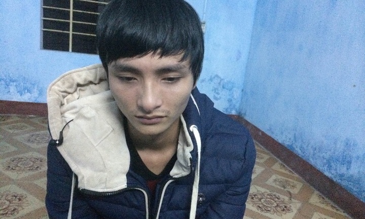 Đang đi cai nghiện lại mang ma túy bán cho con nghiện