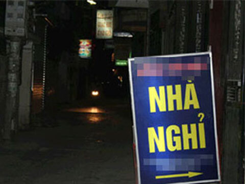 Tử vong sau khi vào nhà nghỉ cùng 