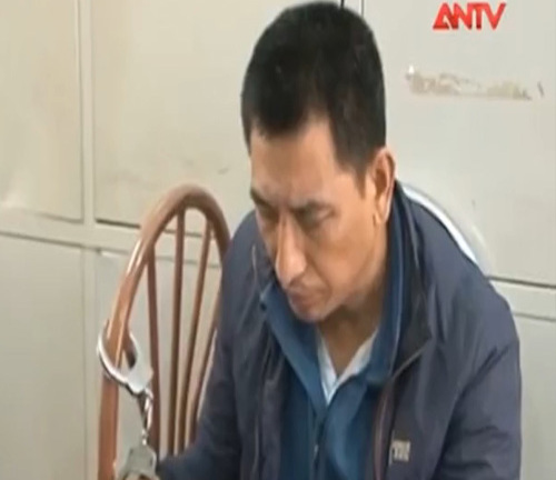 Clip: Đột nhập cửa hàng điện thoại, cuỗm cả chục smartphone