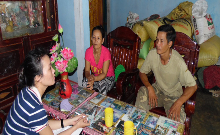 Người đàn ông 15 năm đi gom xác người gặp nạn và nỗi buồn ế vợ
