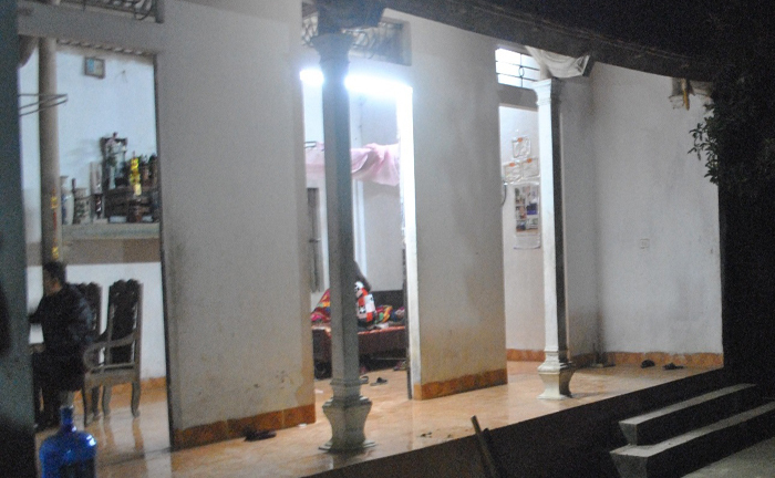 Mâu thuẫn trên bàn nhậu, chú vung dao đâm chết cháu họ