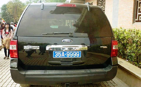 Bộ Công an chỉ đạo làm rõ vụ 2 xế hộp trùng biển 35A-9999