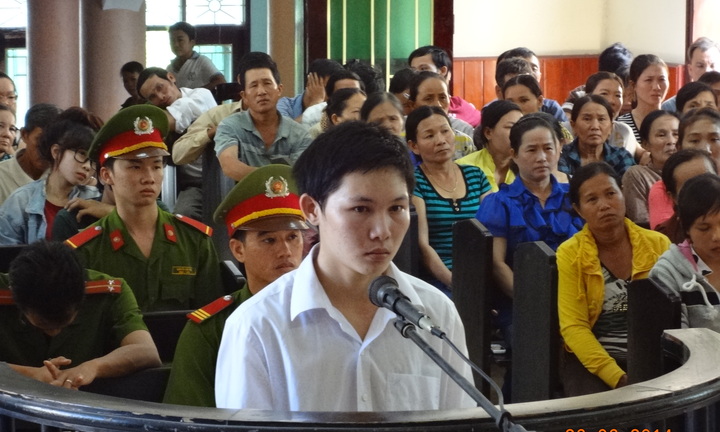 Kẻ giết hàng xóm vì mâu thuẫn nhỏ lãnh án chung thân