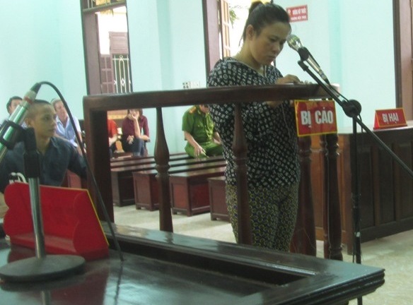 Gái bán dâm lĩnh án vì cuỗm tài sản của khách mua dâm