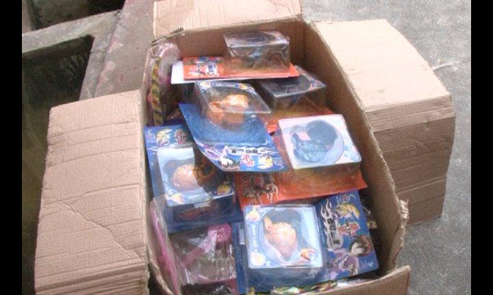 Phát hiện hơn 2.000 đồ chơi Trung Quốc không chứng từ
