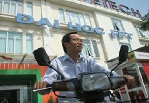 Chân dung đại gia Việt nghìn tỷ đi xe ‘đồng nát’, ở chung cư cũ