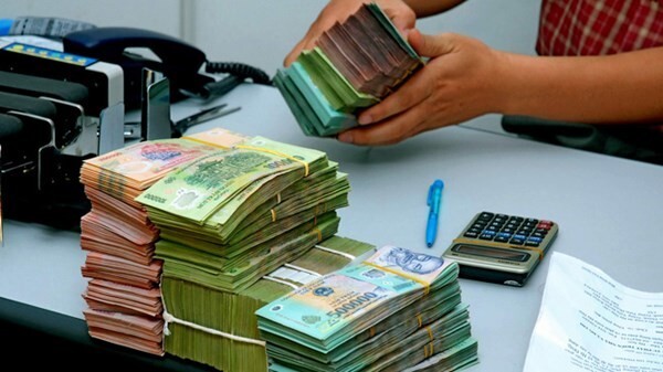 Thưởng tết 2015: Nhân viên ngân hàng mong thưởng Tết lớn