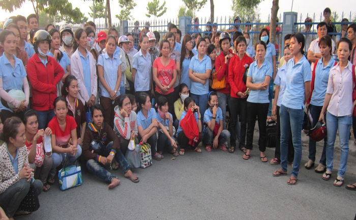 Nợ lương, thưởng Tết: Chủ bỏ trốn, công nhân biết kêu ai?