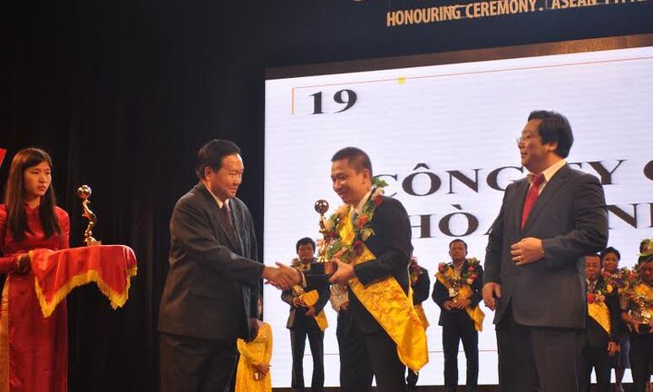 Vinh danh 100 doanh nghiệp tiêu biểu Asean năm 2014