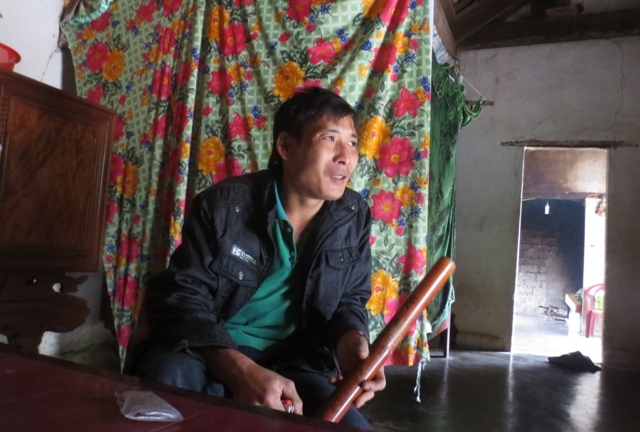 Kỳ lạ người đàn ông có khả năng miễn nhiễm điện ở Nghệ An