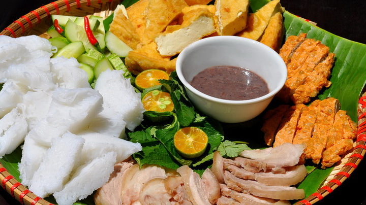 Những món vỉa hè “cực ngon cực chất” giá chỉ 15 nghìn