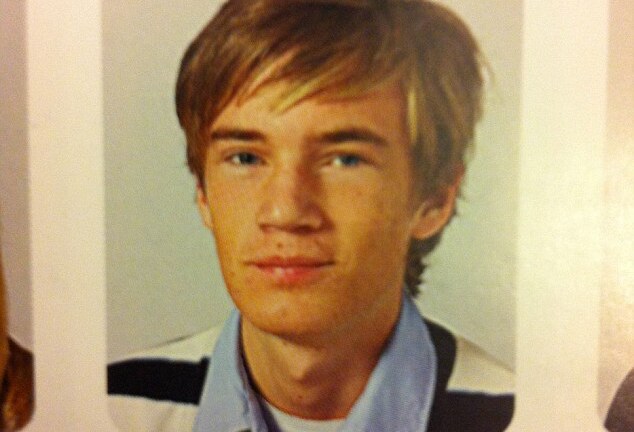 Chàng trai 25 tuổi kiếm 83 tỷ đồng/ năm nhờ Game và Youtube