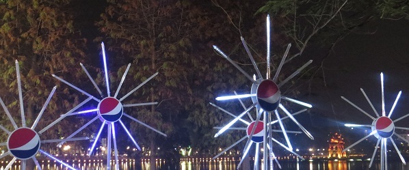 Ý tưởng quảng cáo kỳ lạ của Pepsi trên đường Hà Nội