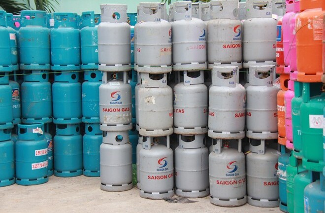 Bắt giữ 137 bình gas nghi có dấu hiệu giả thương hiệu