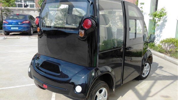 Ô tô điện giá chưa tới 50 triệu 