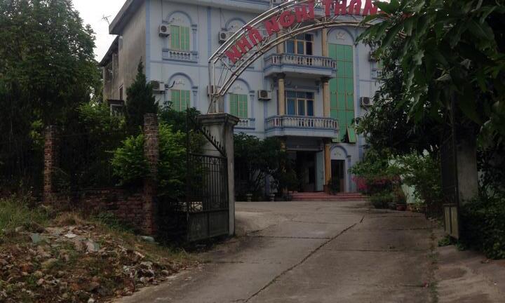 Gia đình nữ sinh tự tử trong nhà nghỉ từng bị người yêu dọa giết