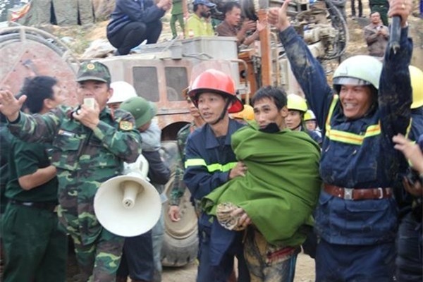 Sập hầm thủy điện: Người đầu tiên giải cứu nạn nhân kể chuyện