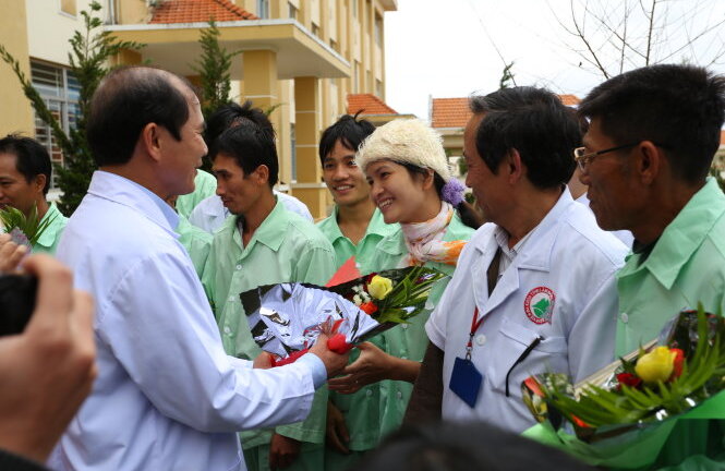11 nạn nhân vụ sập hầm thủy điện được xuất viện về quê