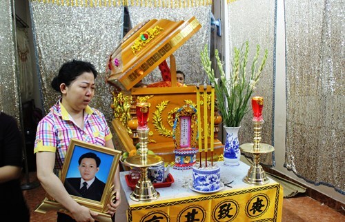 Vụ chết sau khi đo nồng độ cồn: Khởi tố nguyên Thượng úy CSGT
