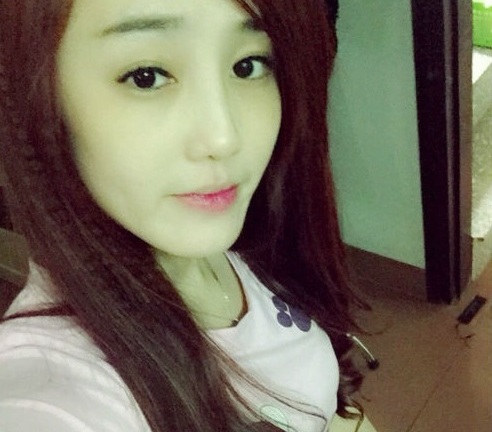 Bắt “tú bà” xinh như mộng cầm đầu đường dây bán dâm toàn “hotgirl”