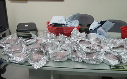 Bắt hành khách nước ngoài vận chuyển 50.000 viên ma túy qua sân bay