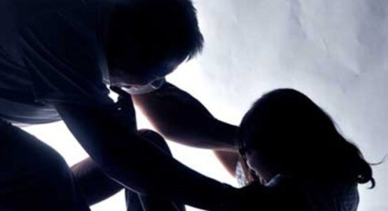 Đòi ở cùng nhà, thiếu nữ 16 tuổi bị bạn trai sát hại, cướp tài sản