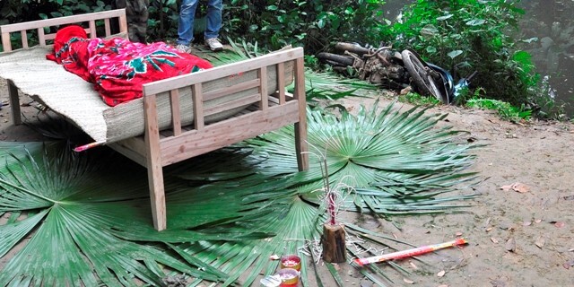 Về quê ăn Tết, sinh viên chết bất thường dưới hồ nước