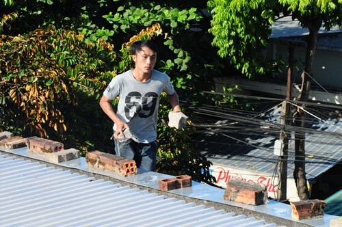 Phạt tiền nam thanh niên 