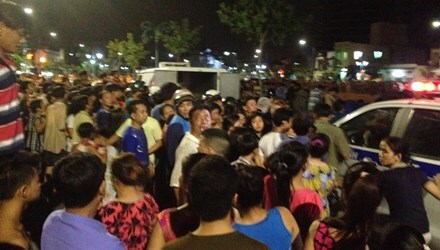 Phát hiện thi thể người đàn ông cùng xấp vé số nổi trên kênh