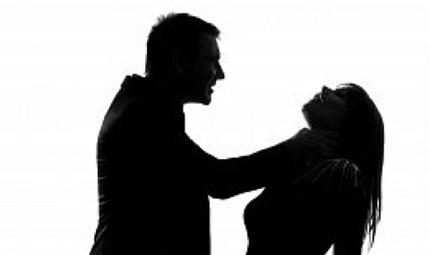 Con rể xiết cổ mẹ vợ tử vong vì mâu thuẫn