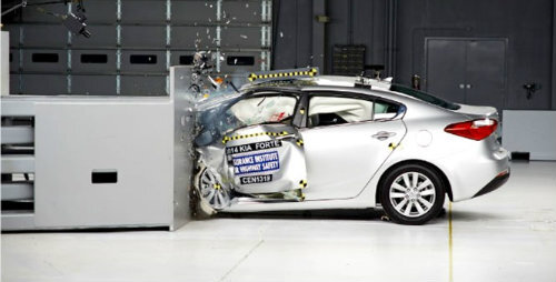 Xe ô tô kém chất lượng ở Ấn Độ sẽ không còn “đất sống