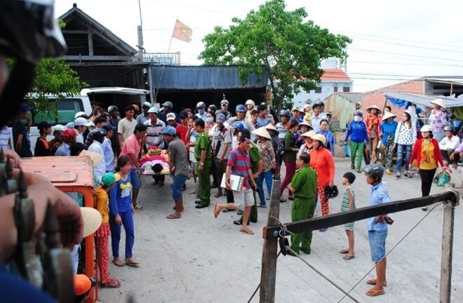 Hỗ trợ 30 triệu gia đình có người tử vong ở trường gà