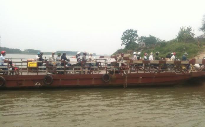 Phát hiện thi thể 2 nữ sinh có vết bầm trên người