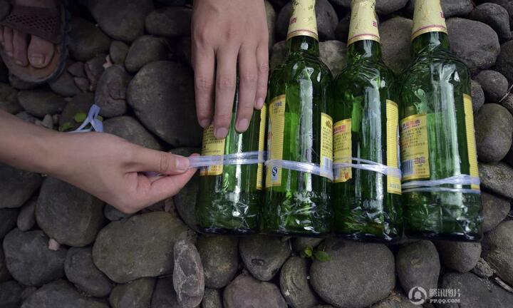 Khám phá ngôi nhà cực mát làm từ 8500 chai thủy tinh