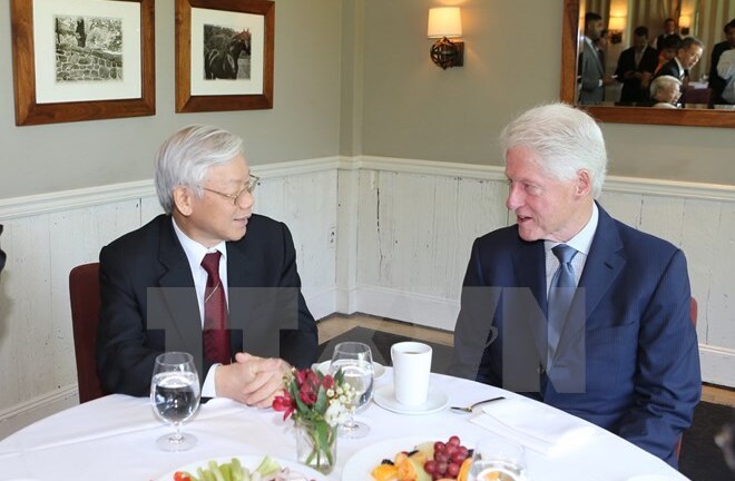 Tổng Bí thư thăm gia đình cựu Tổng thống Hoa Kỳ Bill Clinton