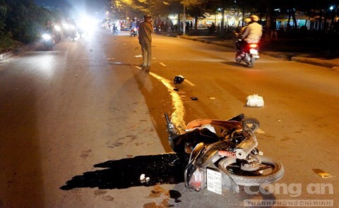 Tai nạn xe máy liên hoàn khiến 4 người bị thương nặng