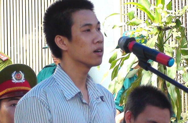 Tử hình kẻ cầm đầu nhóm bán kẹo kéo đâm chết 