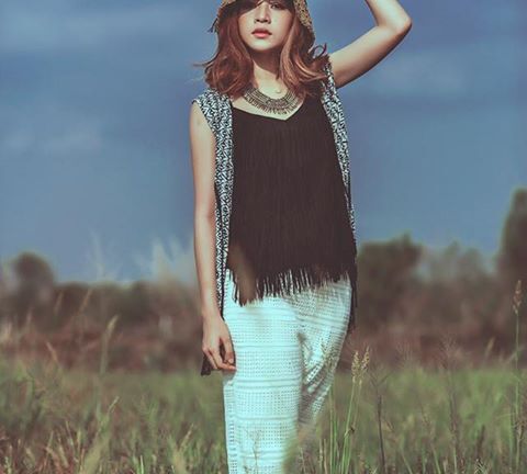 Hậu trường bộ ảnh “Cô nàng Bohemian phóng khoáng” Chi Pu