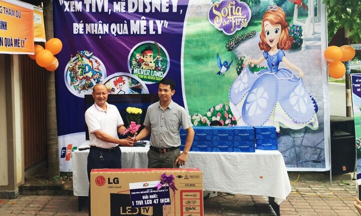 Truyền hình FPT trao giải chương trình “Xem tivi, mê Disney, bé nhận quà mê ly”