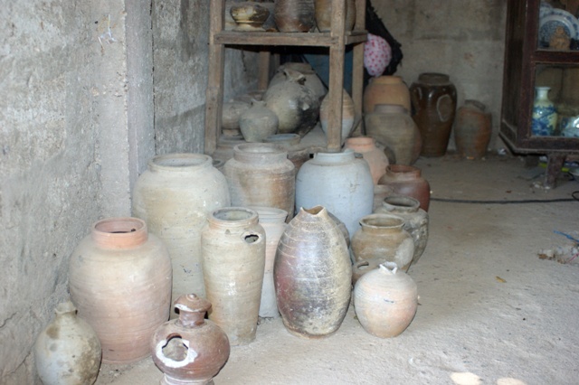 Gã rà sắt yêu thơ và niềm đam mê với hàng ngàn cổ vật