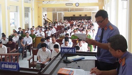Đại gia bùng nợ nghìn tỷ: Vẫn được
