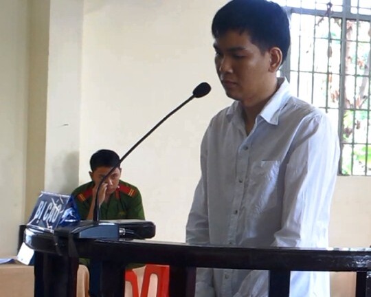 18 năm tù cho gã chồng giết vợ rồi 3 lần tự tử không thành