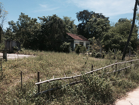 Quảng Ngãi: Phát hiện xác chết phụ nữ trong thùng đựng lúa đang phân hủy