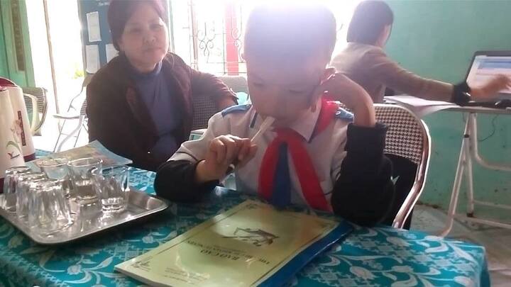 Về nơi học sinh lớp 4 vẫn chưa đọc thông, viết thạo