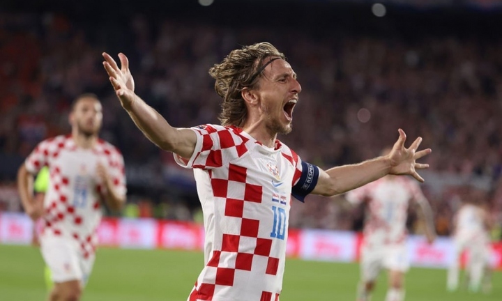 Croatia giành vé vào chung kết UEFA Nations League
